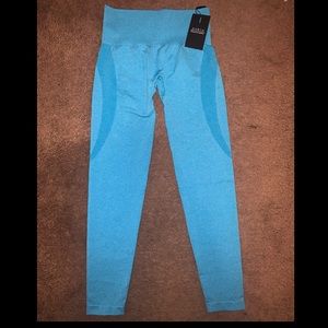 NWT NVGTN Caribbean seamless leggings Size S